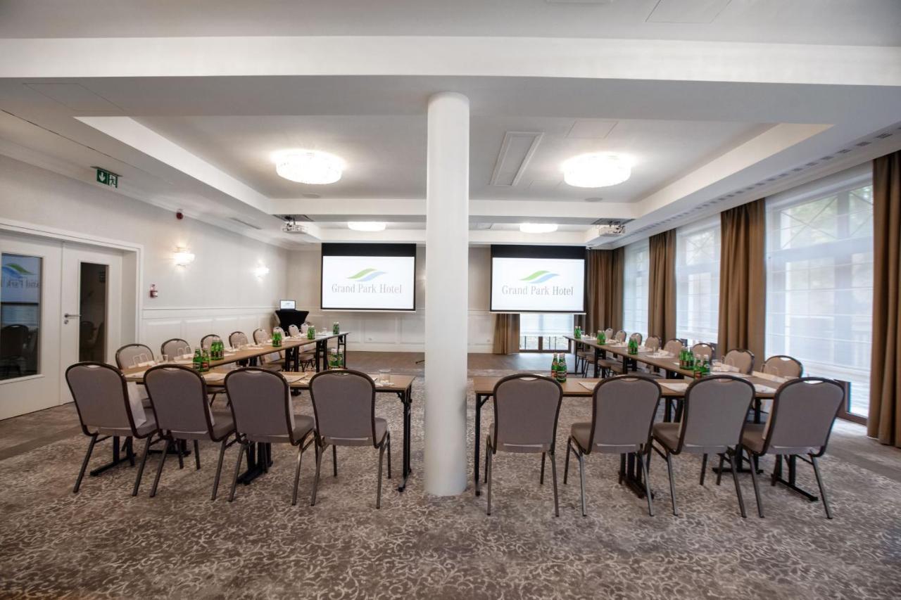 Grand Park Hotel Щецин Экстерьер фото